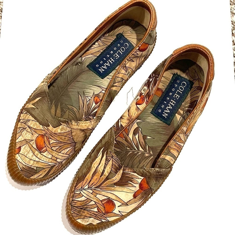 Vintage floral Cole Haab sport shoe